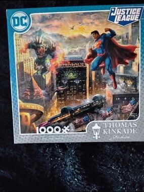 Thomas Kinkade Justice League Superman Puzzle - Blue, Red, Yellow
